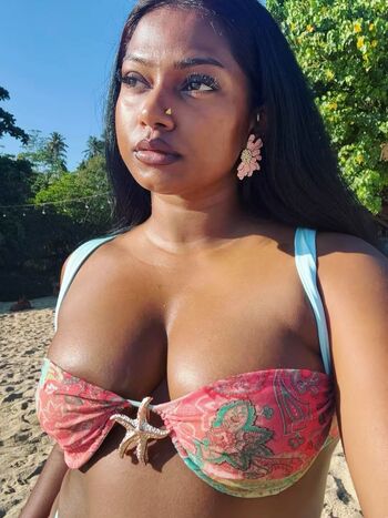 Full leaked Jayalathge bashi private photo