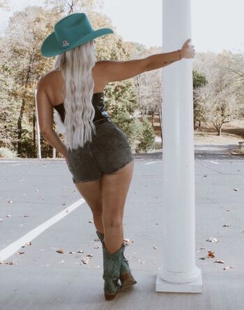 Full leaked Jayleedeweese private photo