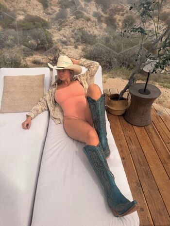 Full leaked Jaylietori private photo