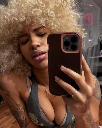 Full leaked Jaymommy private photo