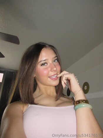 Full leaked Jazzymaex private photo