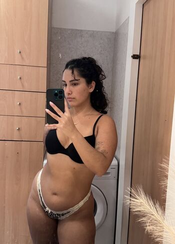 Full leaked Jeanett private photo