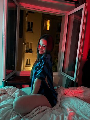 Full leaked Jeanne brem private photo