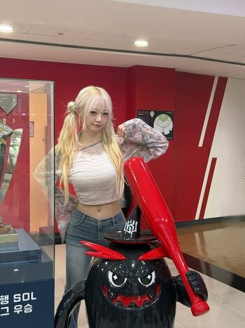 Full leaked Jeewon private photo