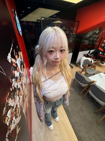 Full leaked Jeewon private photo