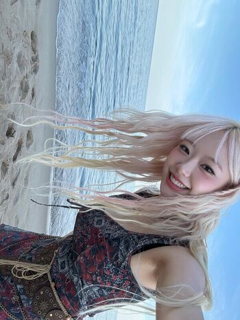 Full leaked Jeewon private photo
