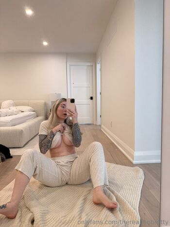 Full leaked Jen brett private photo