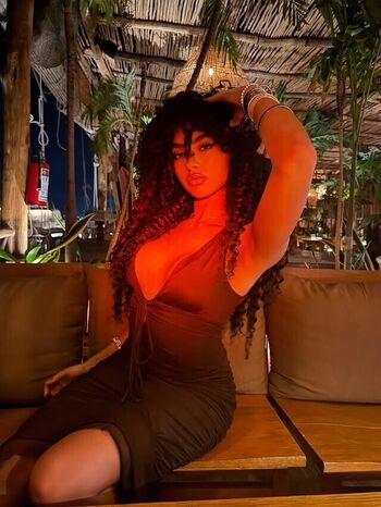 Full leaked Missfaves / private photo