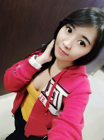 Full leaked Jenhime page private photo