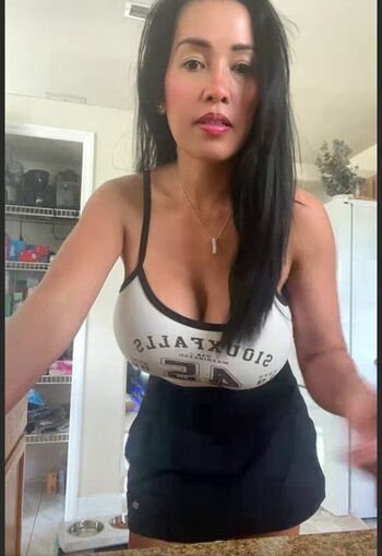 Full leaked Jenjen private photo