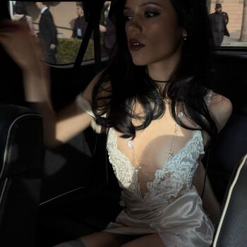 Full leaked Jenna ortega  page private photo