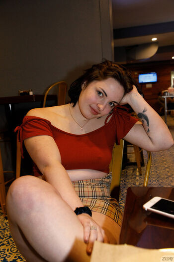 Jenna Phillips