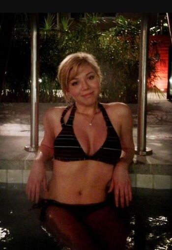 Full leaked Jennette mccurdy page private photo