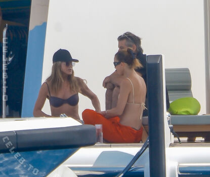 Full leaked Jennifer aniston private photo