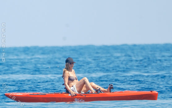 Full leaked Jennifer aniston private photo