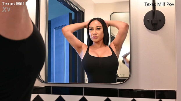 Jennifer Exxotic