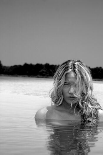 Full leaked Jennifer lawrence page private photo