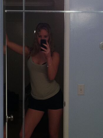 Full leaked Jennifer lawrence private photo