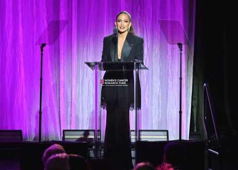 Full leaked Jennifer lopez  page private photo
