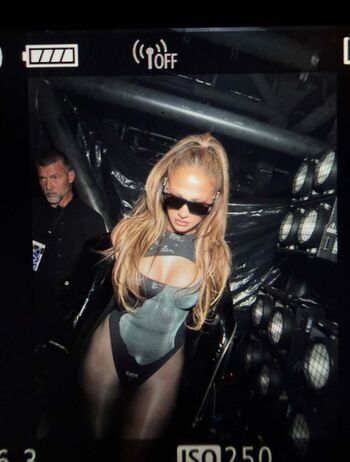 Full leaked Jennifer lopez  page private photo