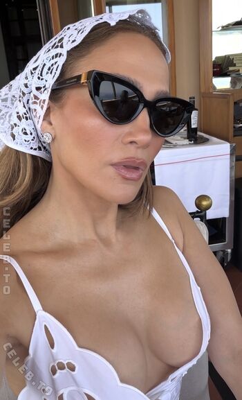 Jennifer Lopez