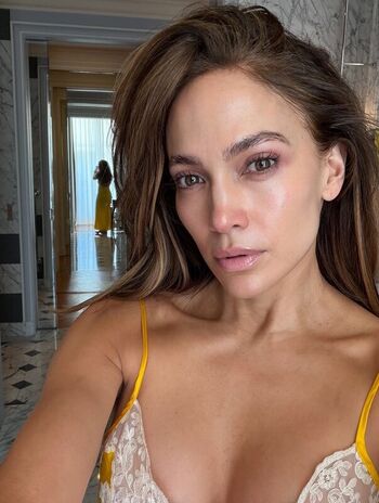 Jennifer Lopez