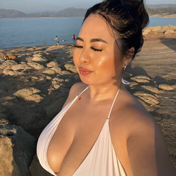 Jennifer Vang