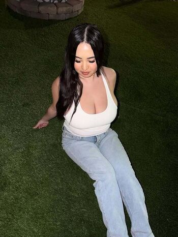 Jennifer Vang