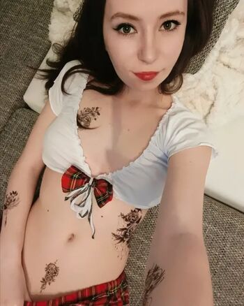 Full leaked Jennifertinyjohnson private photo