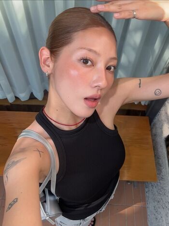 Full leaked Jeon jisu private photo