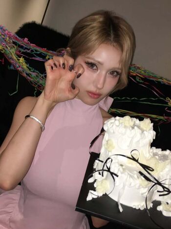Full leaked Jeon somi page private photo
