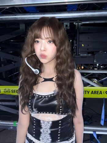 Full leaked Jeongyeon private photo
