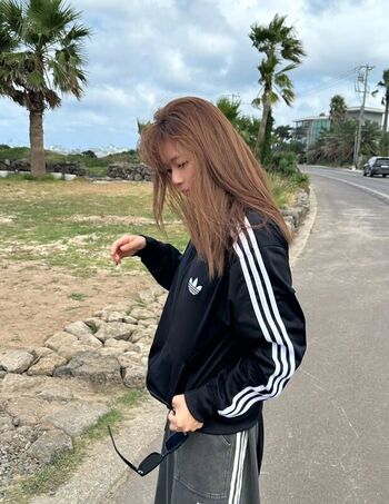 Full leaked Jeongyeon private photo