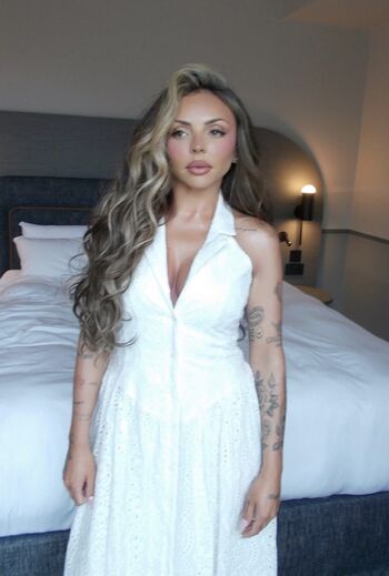 Full leaked Jesy nelson private photo