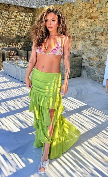Full leaked Jesy nelson private photo