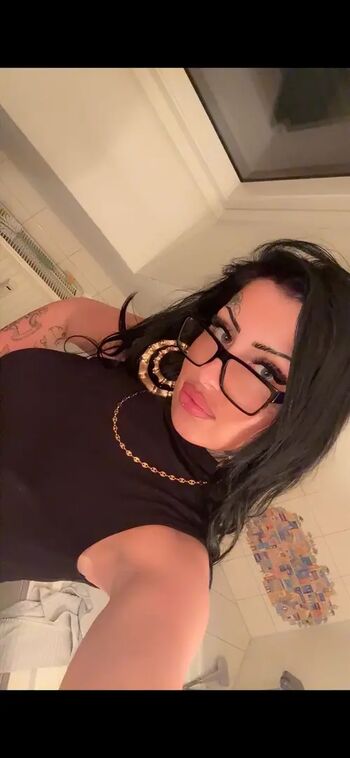 Full leaked Jeyjeydiamond private photo