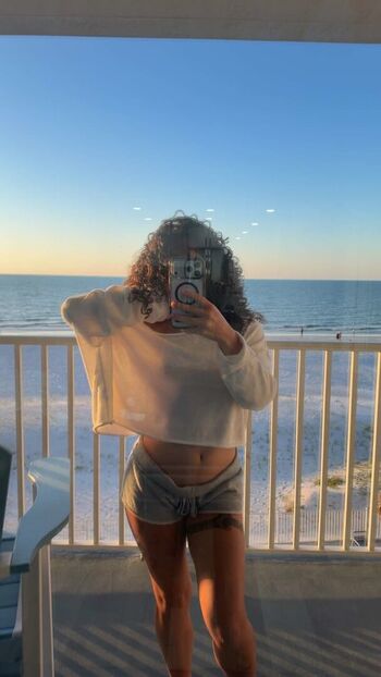 Full leaked Jezabzllz private photo