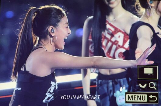 Full leaked Jihyo page private photo