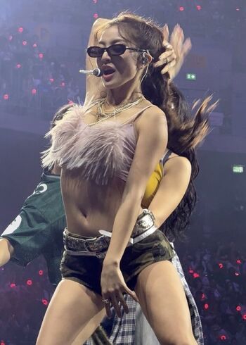 Full leaked Jihyo page private photo