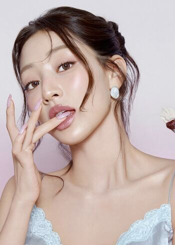 Full leaked Jihyo page private photo