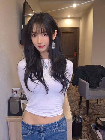 Full leaked Jinnytty private photo