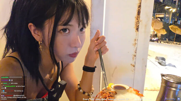 Full leaked Jinnytty private photo
