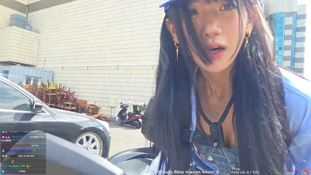 Full leaked Jinnytty private photo