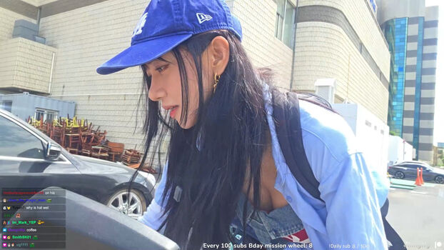 Full leaked Jinnytty private photo