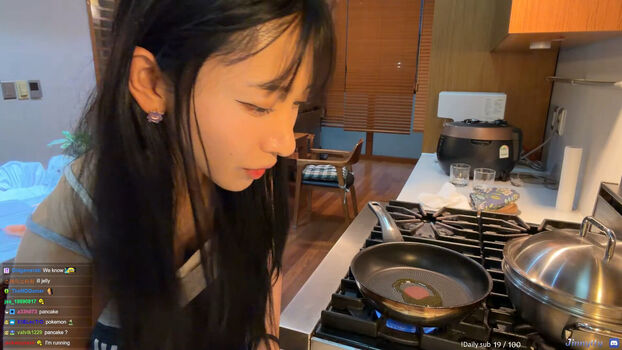 Full leaked Jinnytty private photo
