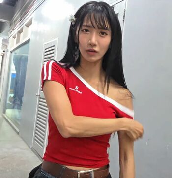 Full leaked Jinnytty page private photo