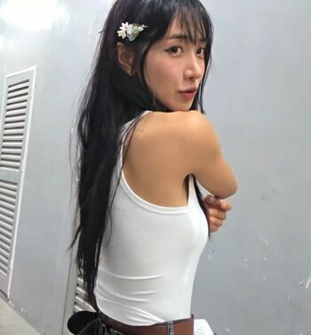 Full leaked Jinnytty page private photo