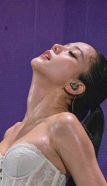 Full leaked Jisoo private photo