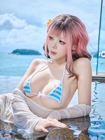 Full leaked Jiu yan private photo