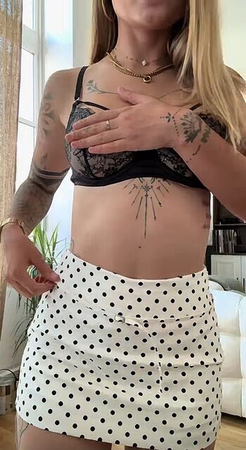 Full leaked Jnbr private photo